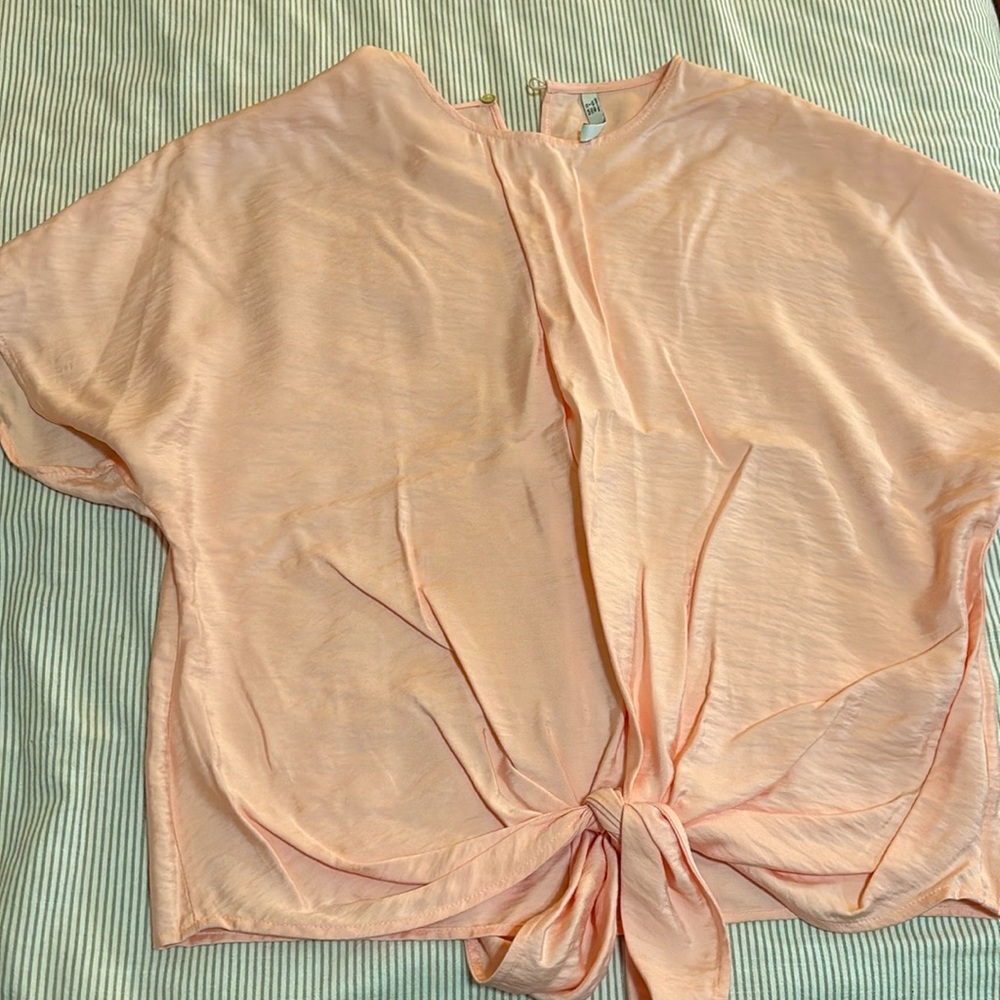 Peach color Mango knot top, size 2